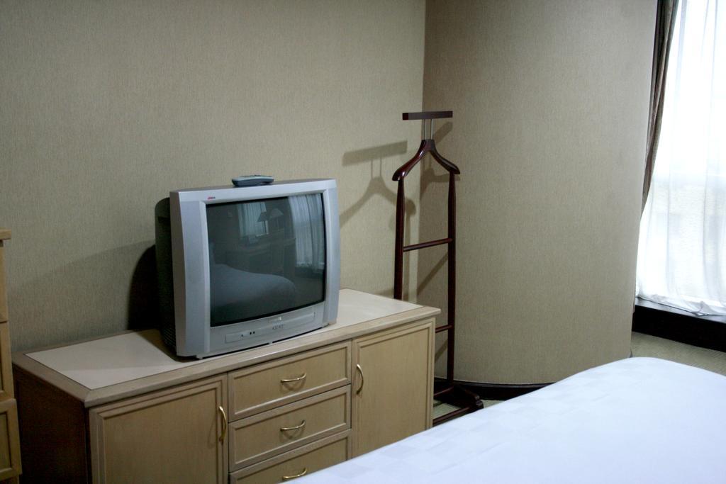 Hotel Supreme Tower à Shanghai Extérieur photo